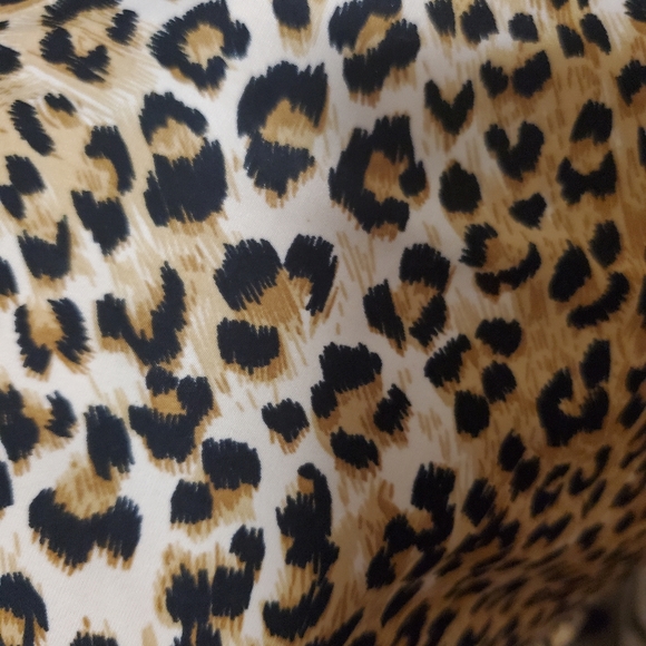 Carol Rose animal print XL blouse - Picture 3 of 5